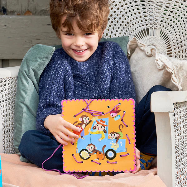 Good Deeds Animal Lacing Cards