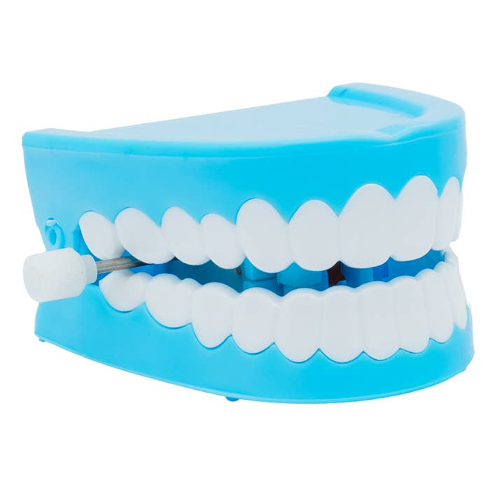 Prank U! Chattering Teeth