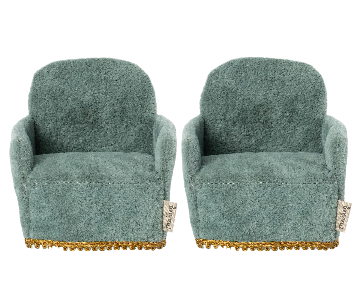 Chairs for Mouse
