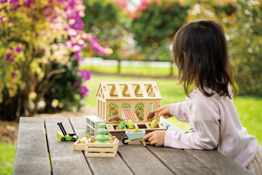 Greenhouse & Garden Set