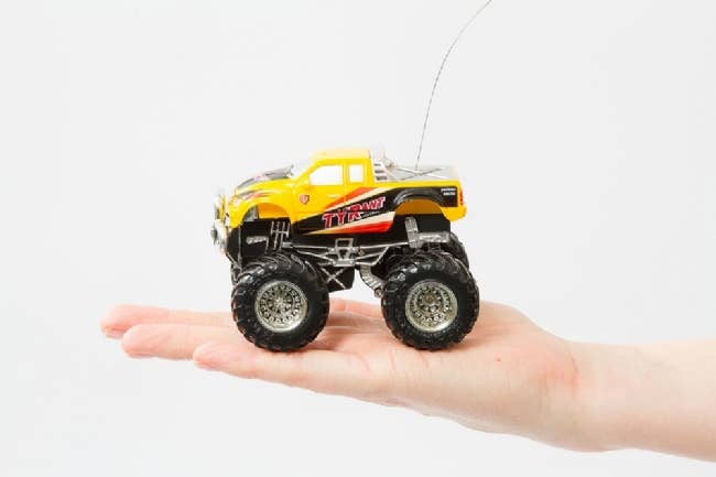 RC Mini Off-Road Truck - Yellow