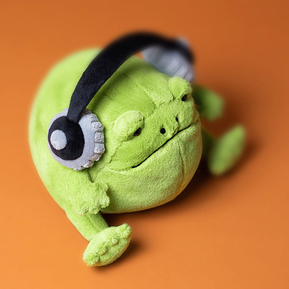 Ricky Rain Frog with Headphones