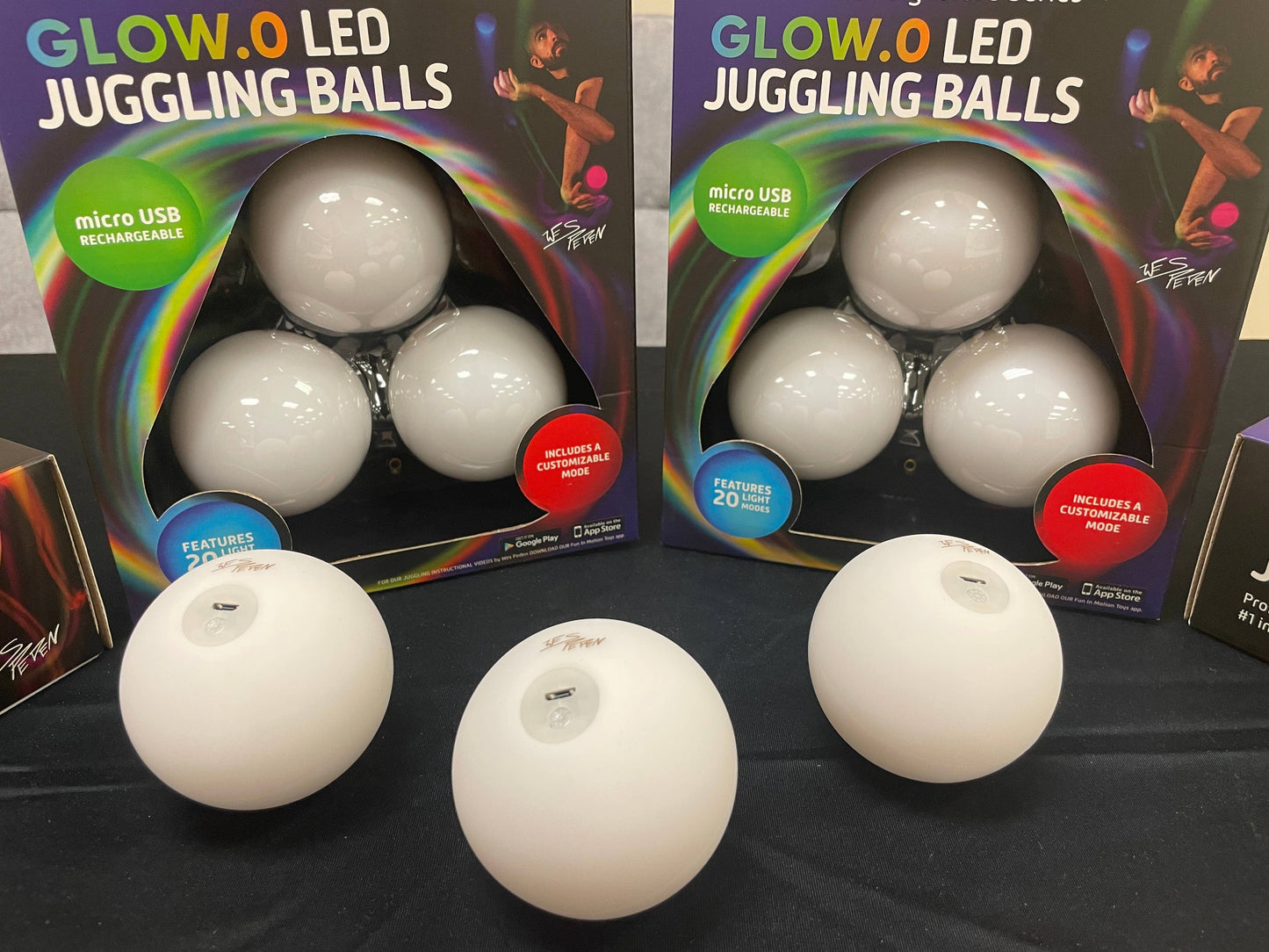 Glow.0 LED Juggling Balls Demo Set - Free w/8 units