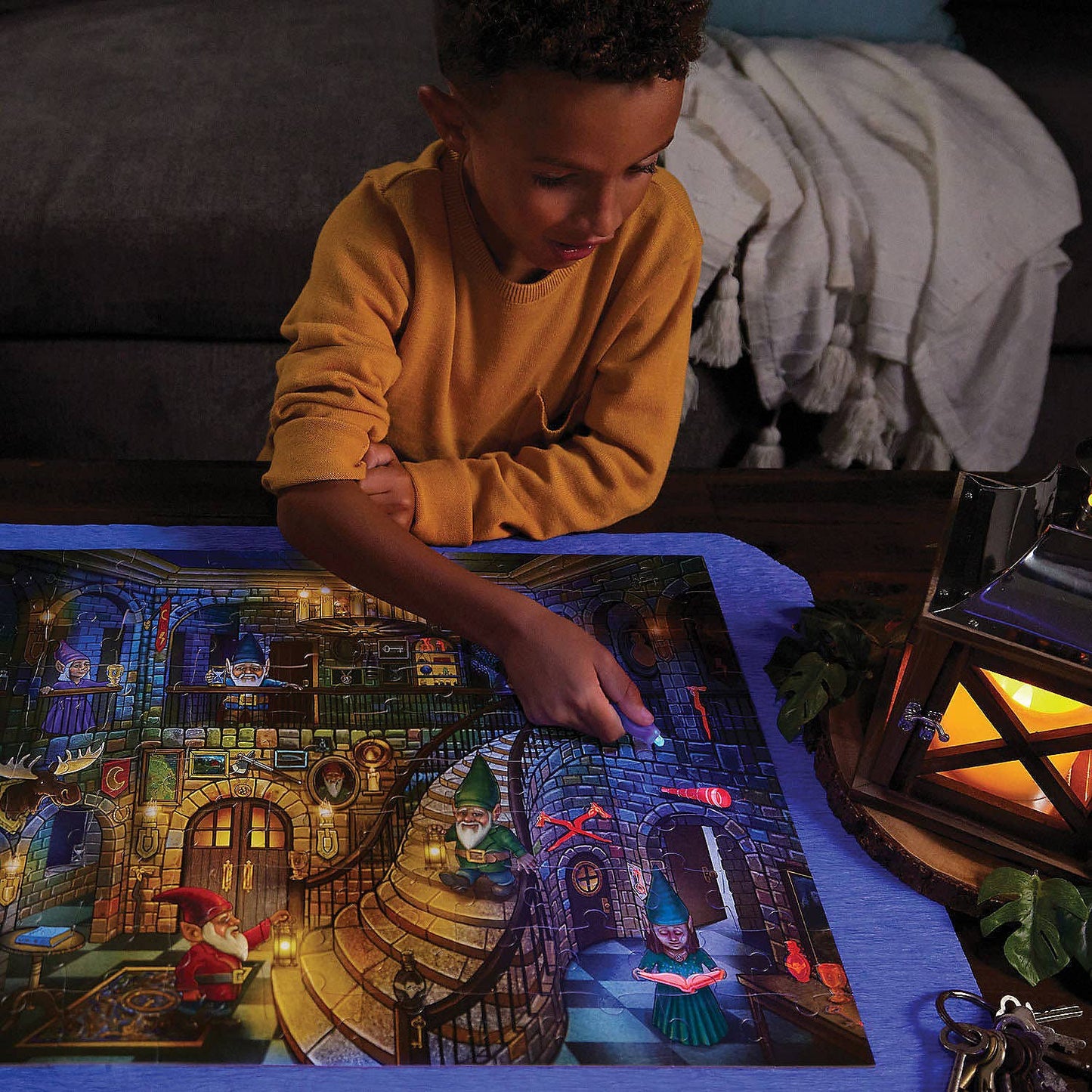 Seek & Find Glow Puzzle: Gnomes At Night