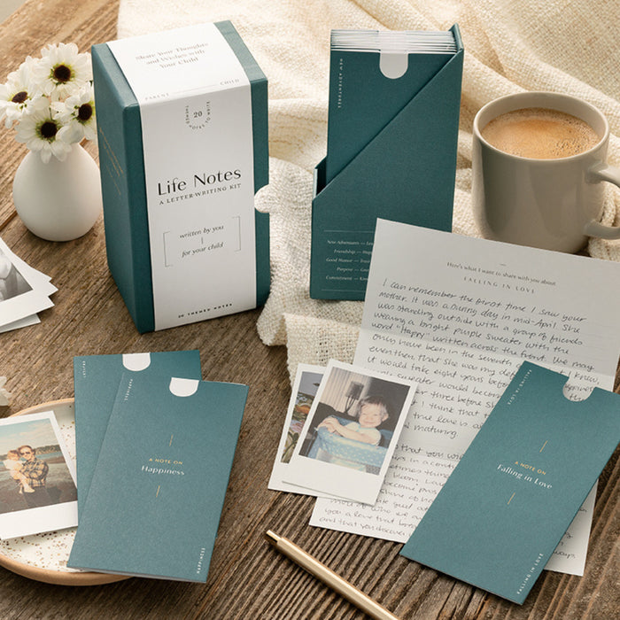 LIFE NOTES: THOUGHTS & WISHES FOR YOUR CHILD A Letter-Writing Kit Written by You for Your Child