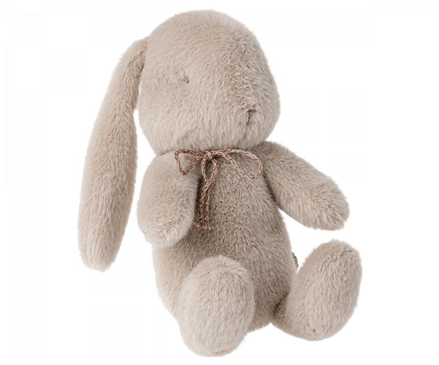 Plush Bunny, Oyster