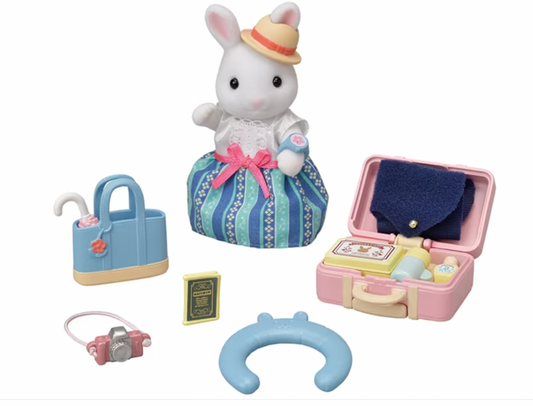 Calico Critters Weekend Travel Set