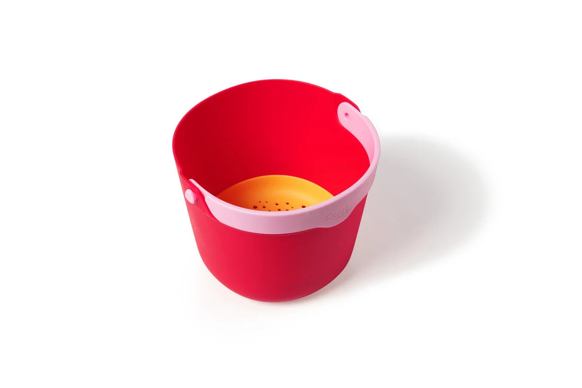 Quut Bucki - Cherry Red - Bucket & Sand Sifter. Beach Sand and Pool Toy
