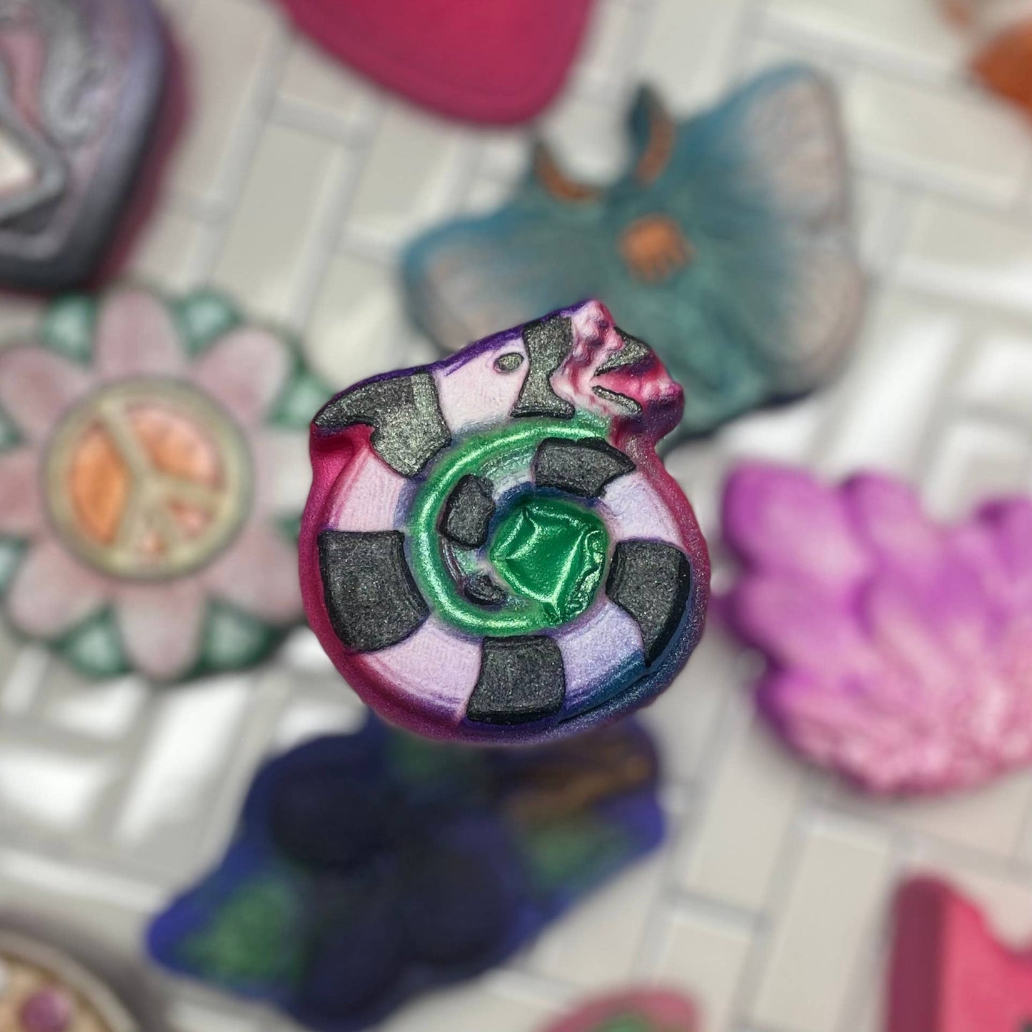 Beetlejuice bath bomb sandworm