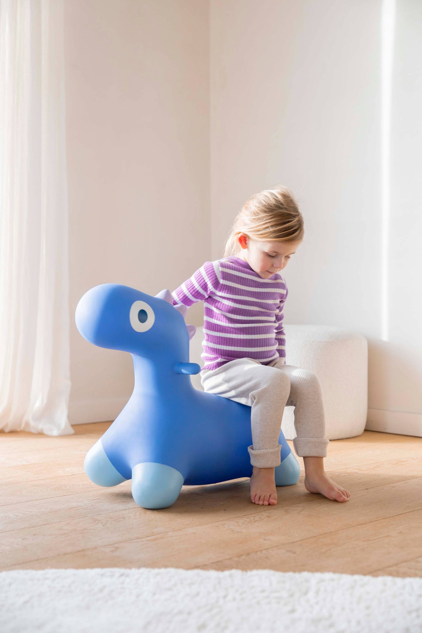 Quut Hoppi - A bouncy friend just for you! : Cosmic Blue