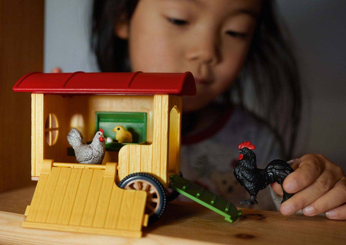 Mobile Chicken Coop Farm Figurine Toys Play Set
