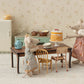 Party cake and cake stand, Mouse